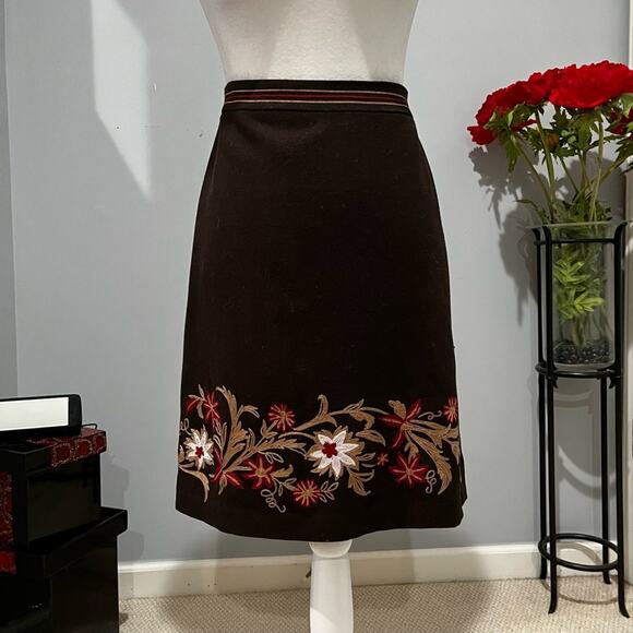 NEW Ann Taylor Loft Wool Classic Tailored Embroidered Floral A-line Skirt 4P - Picture 5 of 14